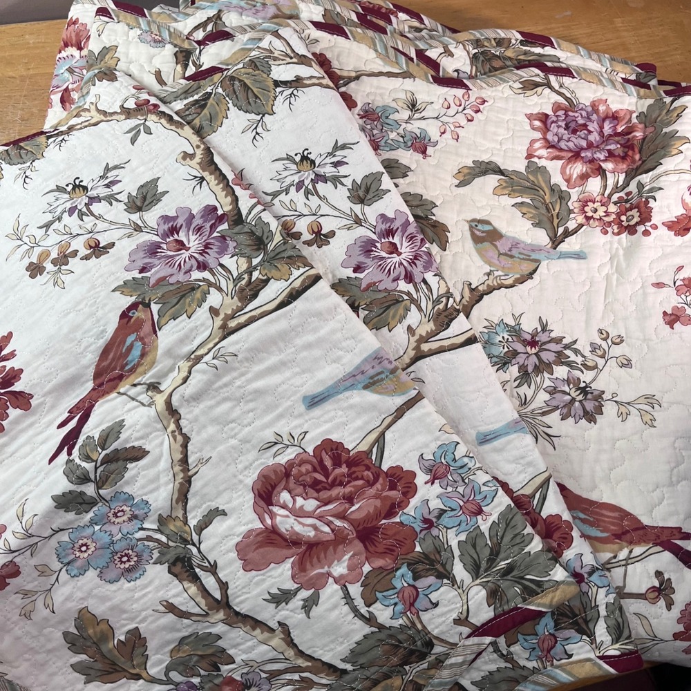 Waverly Charleston Chirp Quilt Set Full/Queen Cream Burgundy Floral Bird Rev